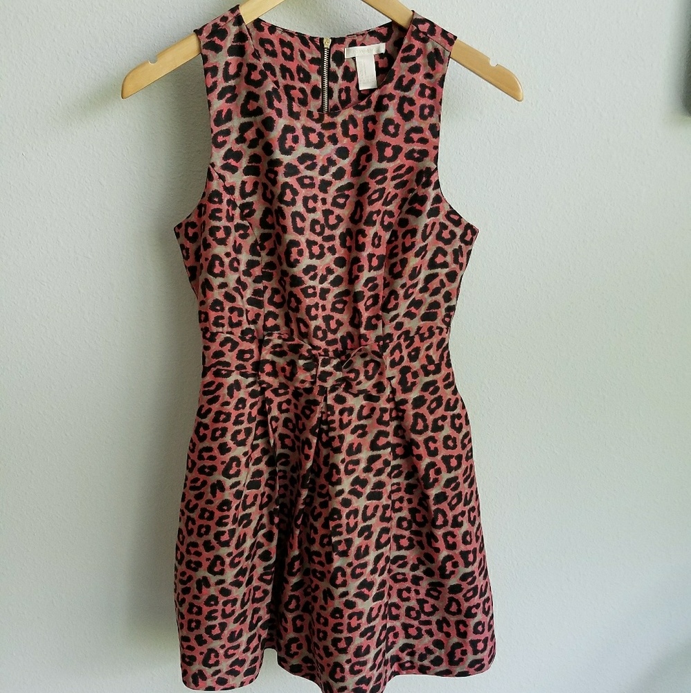 Forever 21 leopard print dress Size S